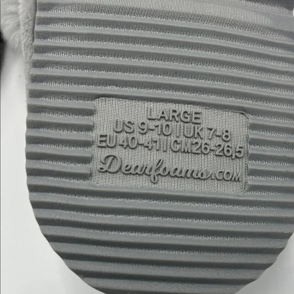 Dearfoams Soft Gray Plush Slippers - Picture 2 of 7